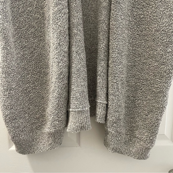 Aritzia Community Grey Marled Sweater Cardigan Cape - Picture 6 of 10